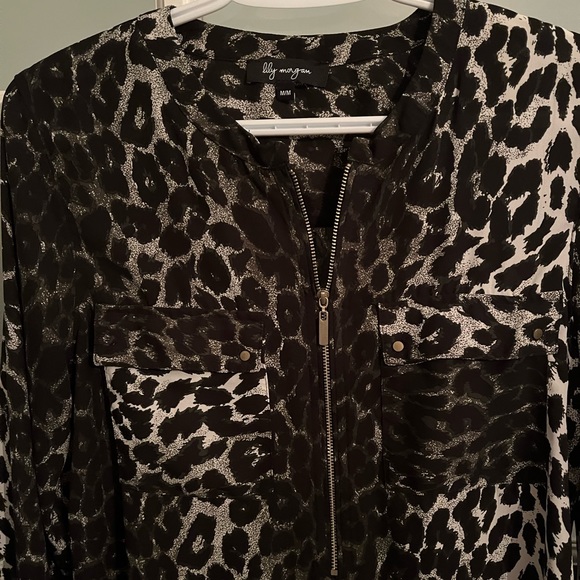 Women’s size med animal print tunic - Picture 2 of 6